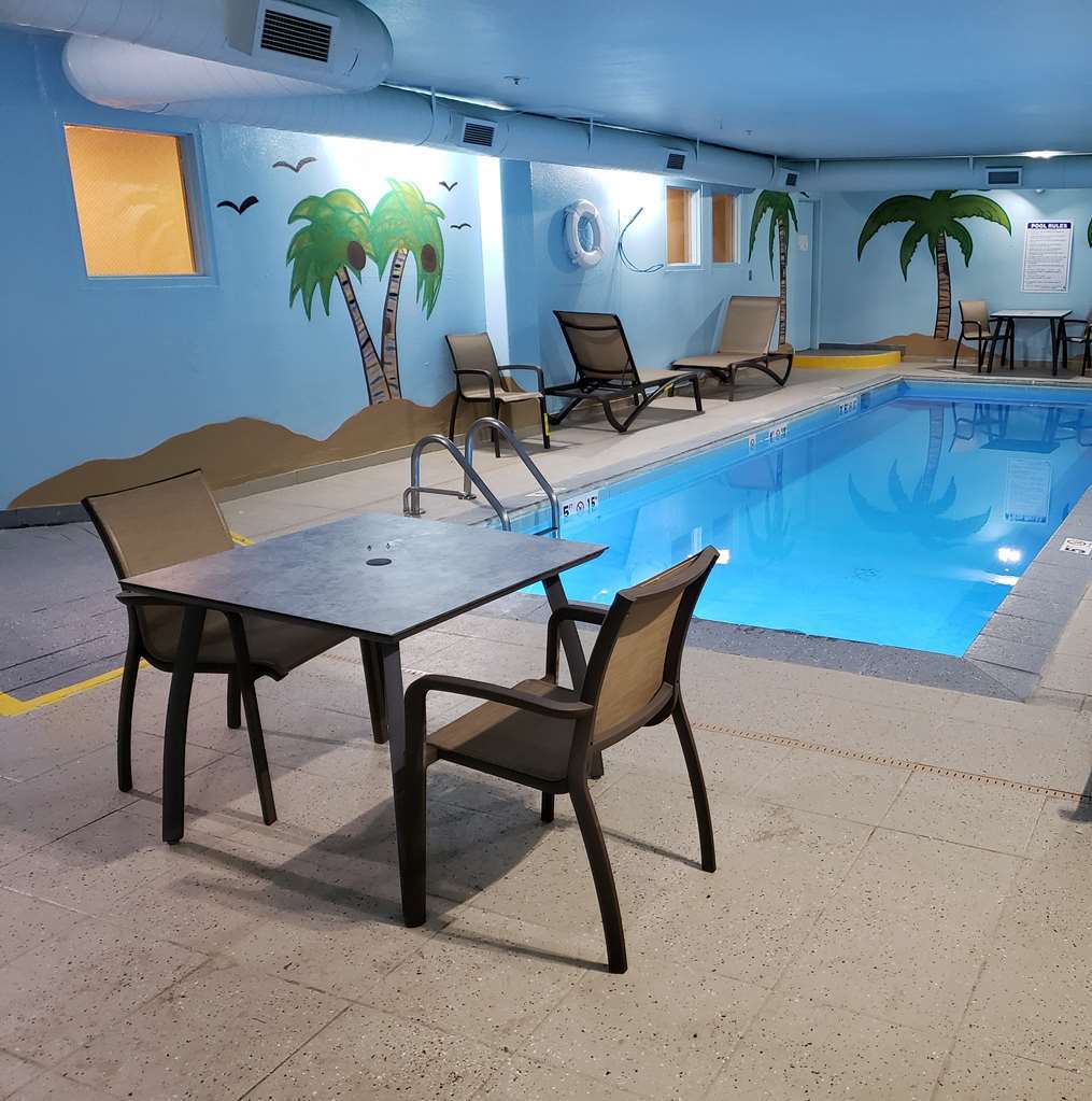 Days Inn By Wyndham Thornton Exterior photo